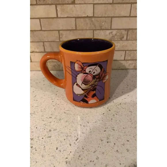 Disney Winnie The Pooh and Tigger Coffee Mug - Picture 2 of 12